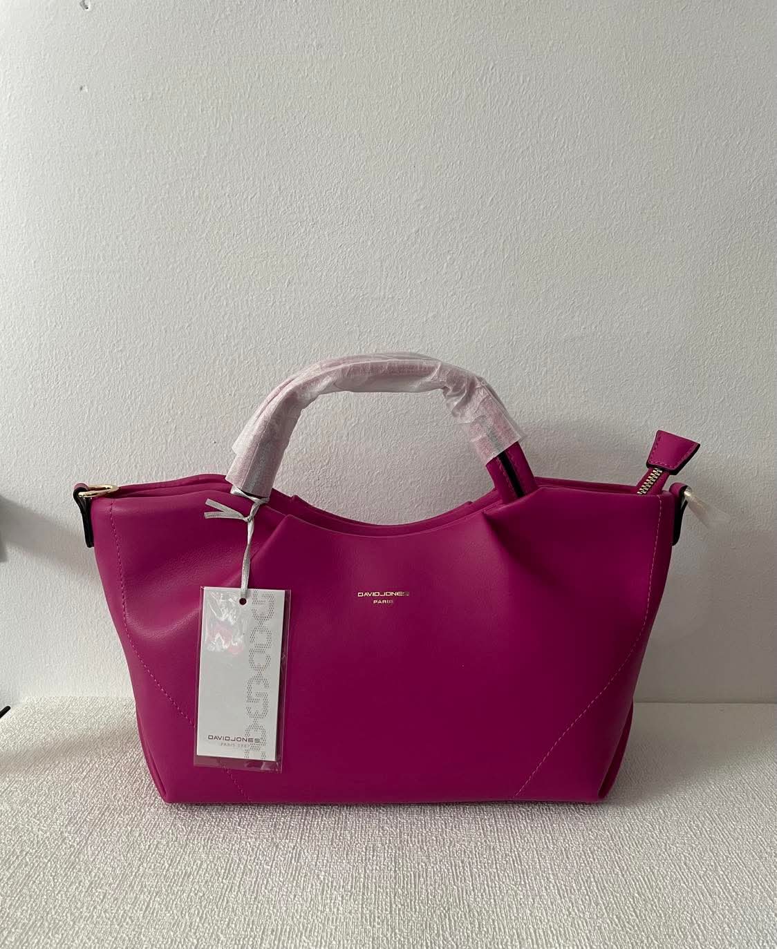https://accessoiresmodes.com//storage/photos/360/DAVID JONES/received_898286913241107.jpeg